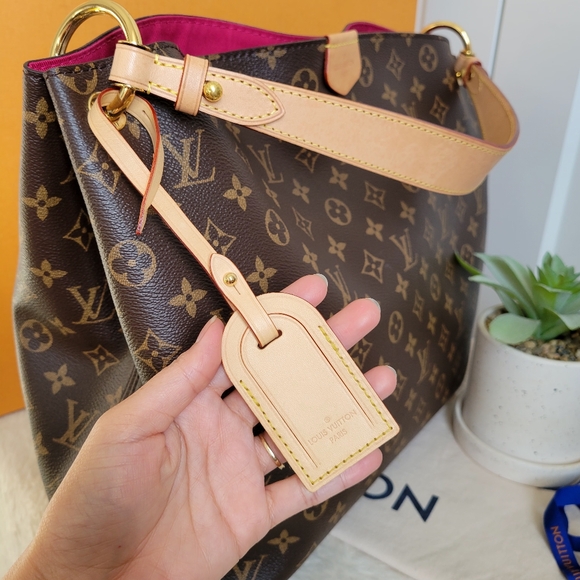 💕BEAUTIFUL Authentic Louis Vuitton Graceful Mm Monogram "PEONY Interior" - Picture 2 of 16
